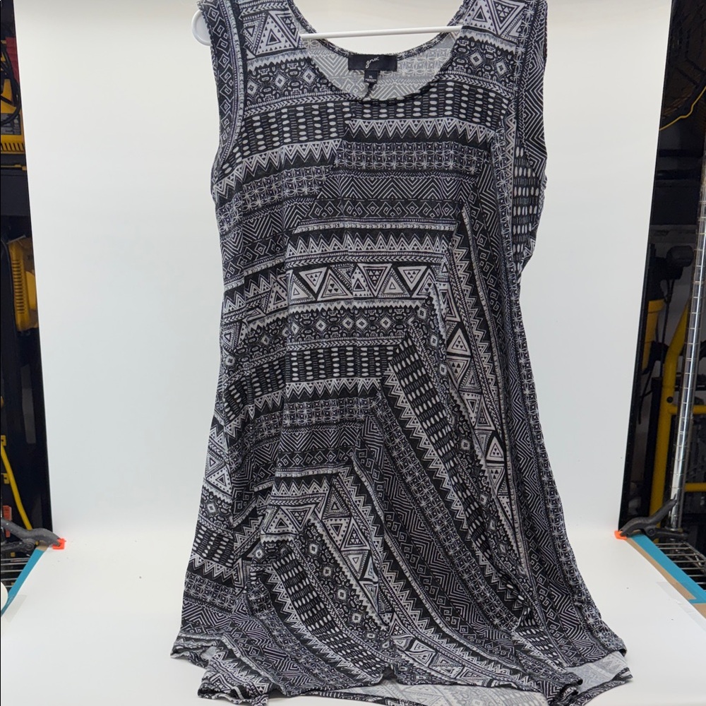 GNW Black and White Tribal Print Tank Top